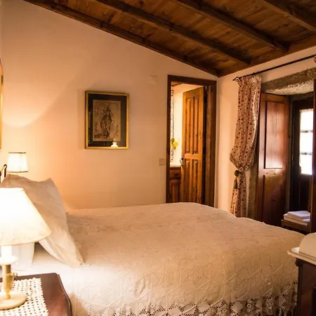 Casa Da Cascalheira * Salzedas