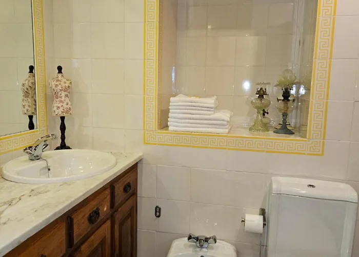 Casa Da Cascalheira * Salzedas